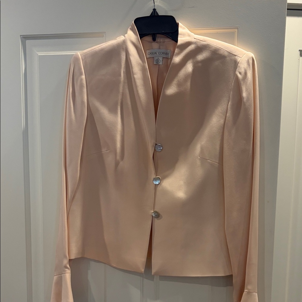 Casual Corner Women's Light Blush (peach) Satin Mother of the Bride outfit
